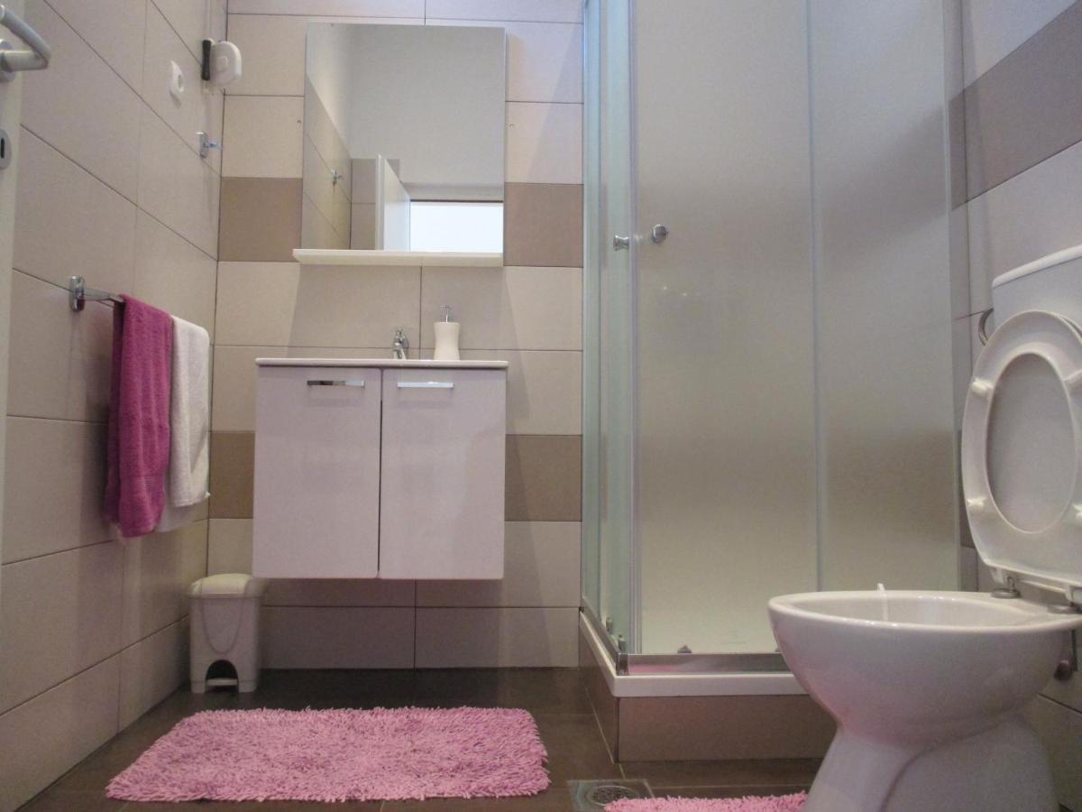 Apartment Near Center,Beach,Bus +Free Parking 자다르 외부 사진