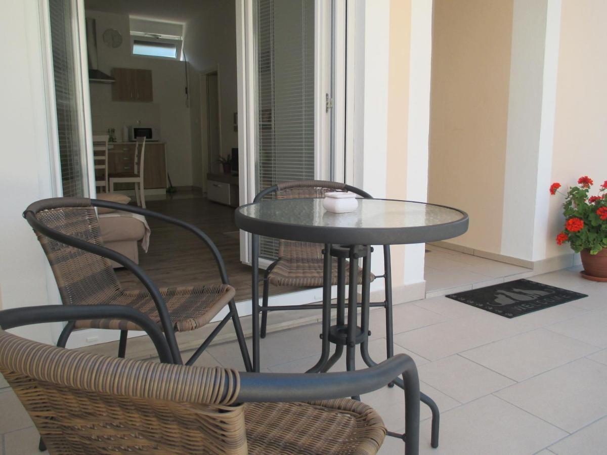 Apartment Near Center,Beach,Bus +Free Parking 자다르 외부 사진