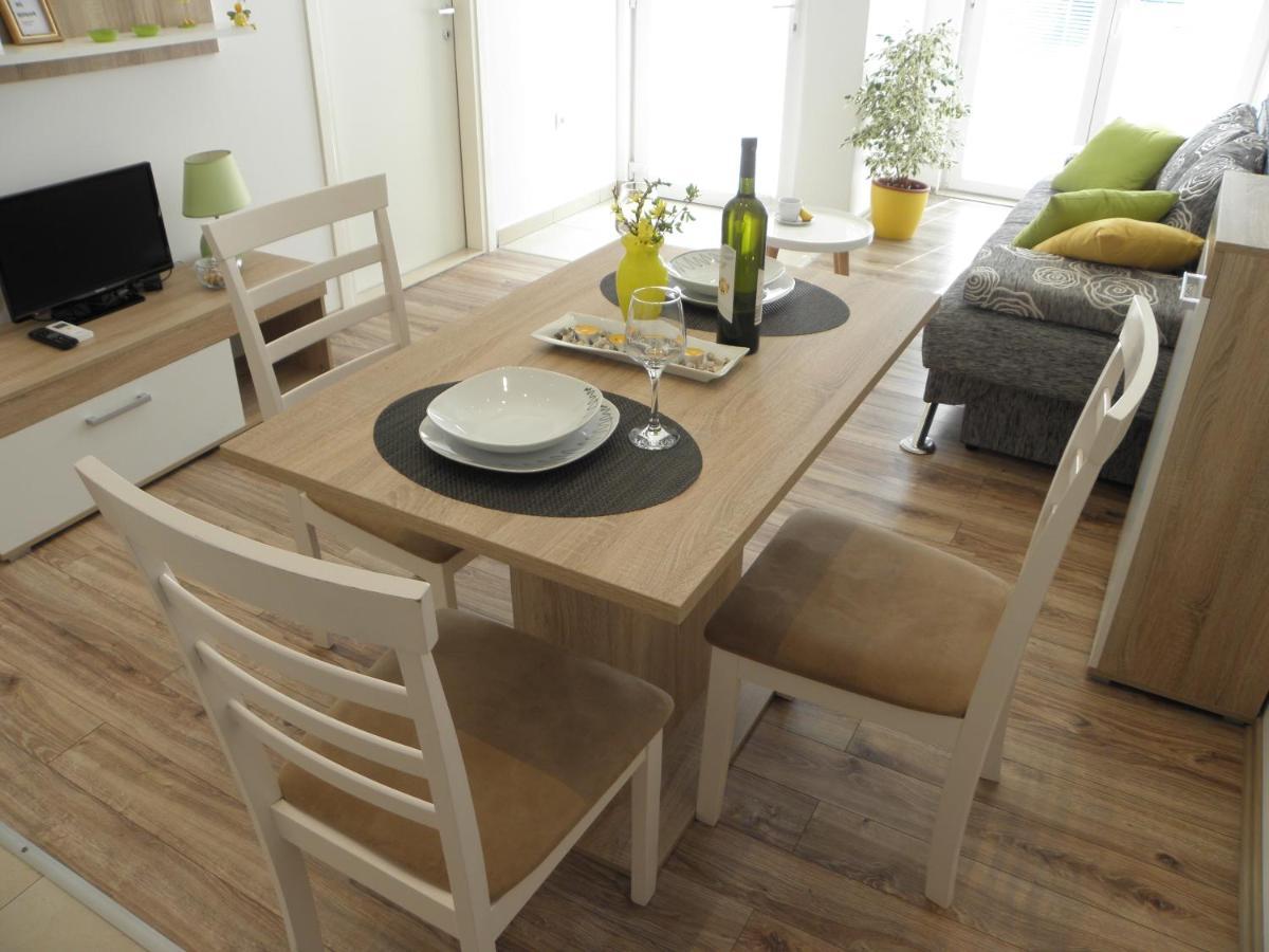 Apartment Near Center,Beach,Bus +Free Parking 자다르 외부 사진